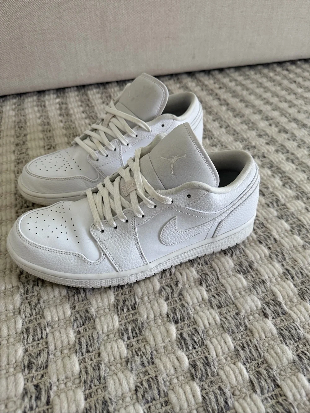 Men’s Air Jordan 1 Low Sneakers - White size 9.5